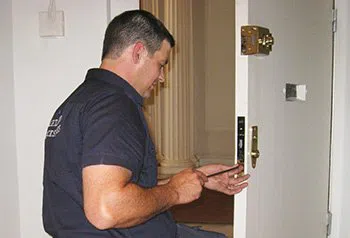 Logan Locksmith Shop Orlando, FL 407-520-3688 - Expert-20Locksmith